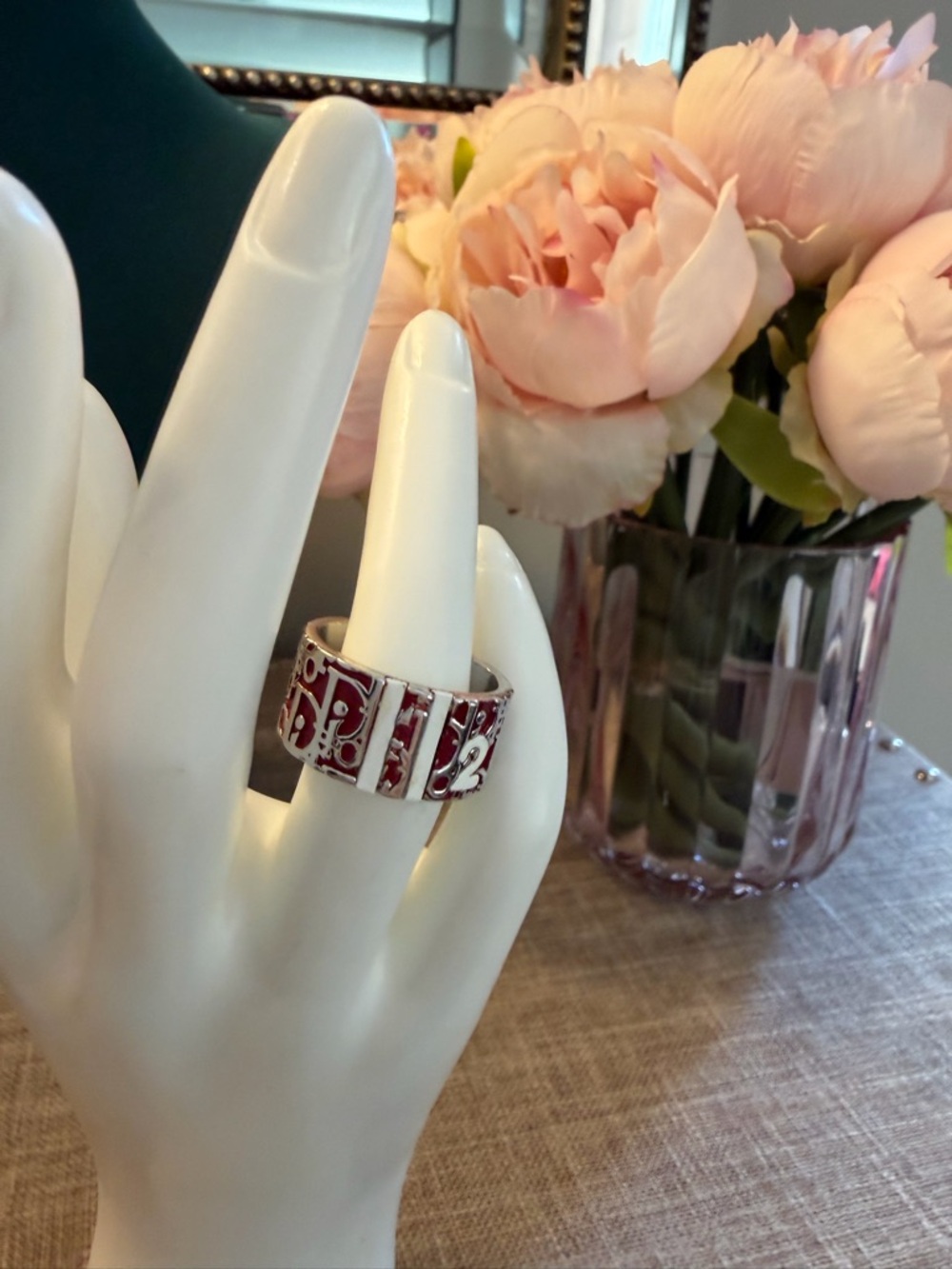 Dior vintage Silver and Red Patterned Women's Statement Ring cuff ring 6 - Picture 4 of 11